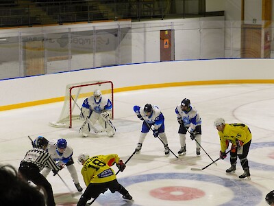 Jääkiekko-ottelu